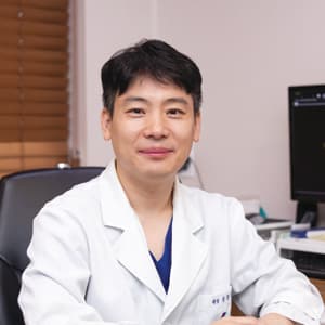 Hyeon Cheol Yoon